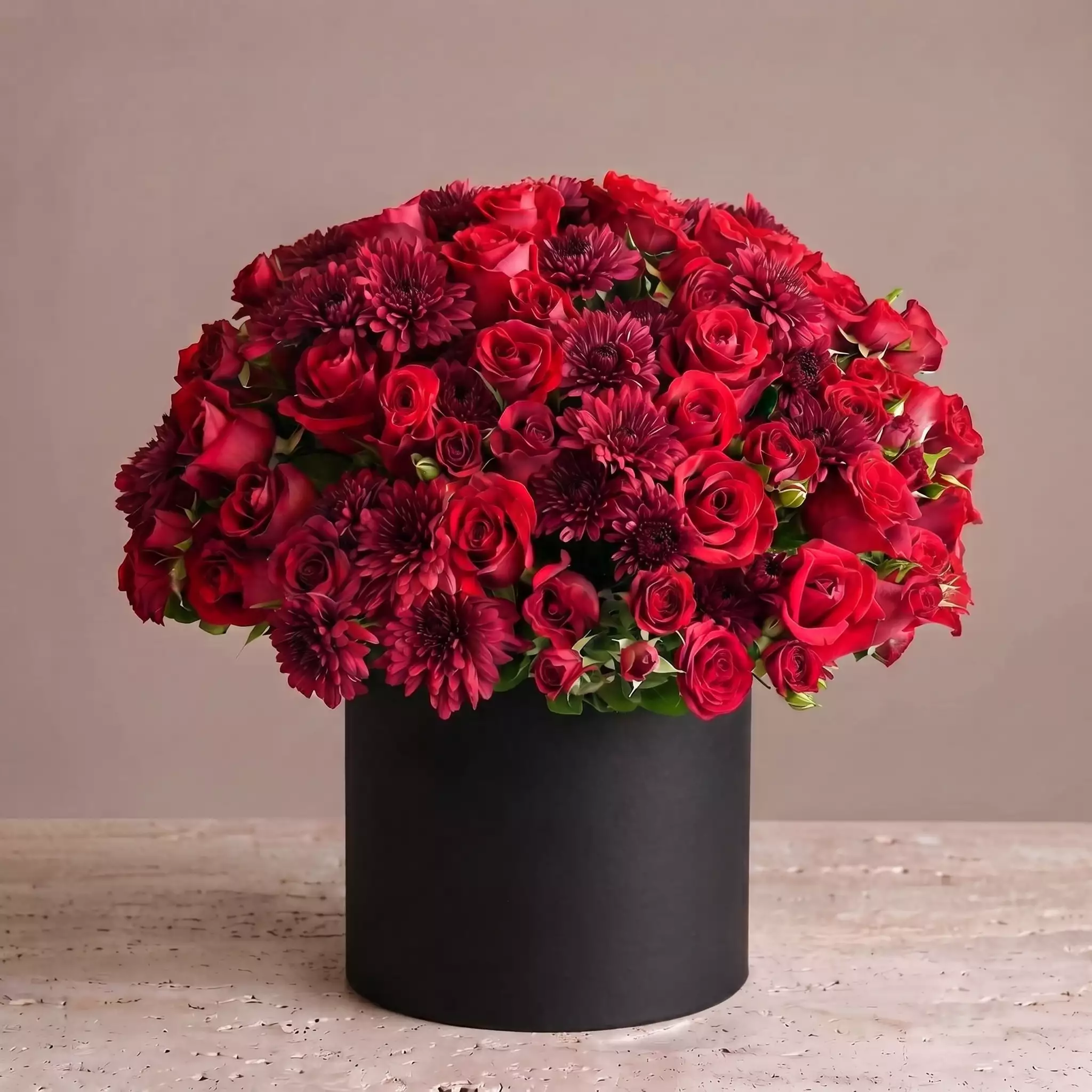 Red Roses Sensation Box