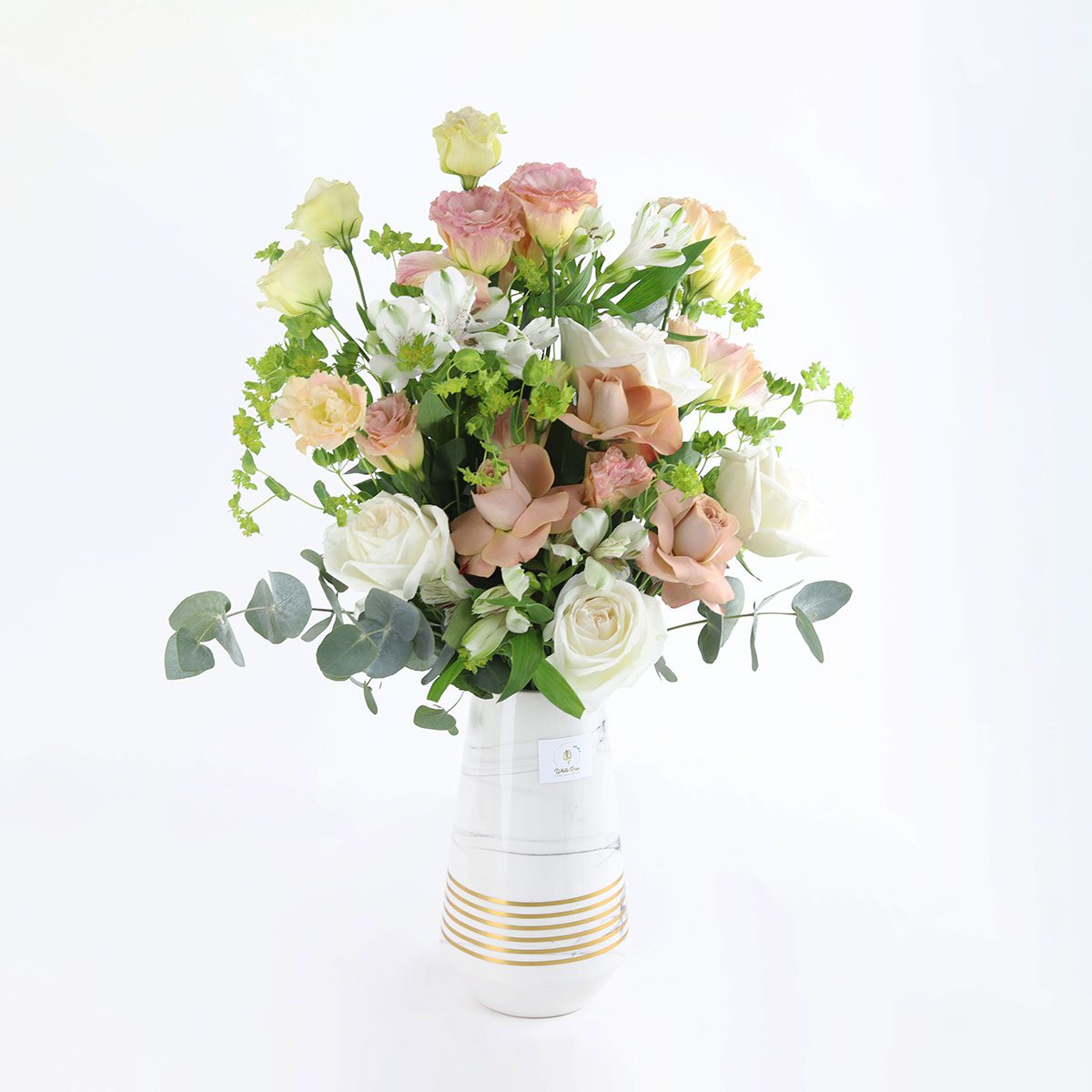 Wonder vase - Ohara and Roses Mix - White Rose Flowers