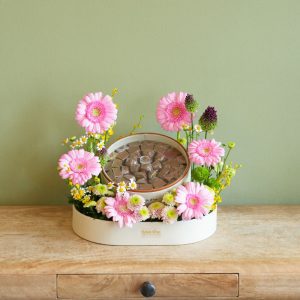 Proudly Pink sweet tray
